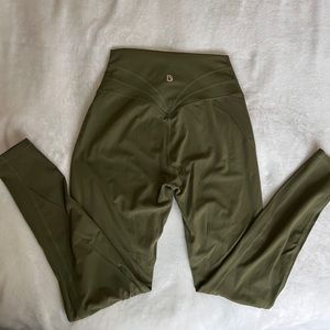 Buffbunny Legacy Leggings in Olive M